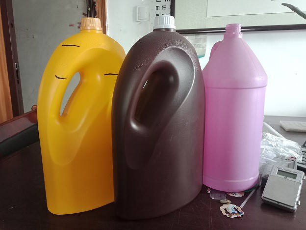 鹤壁机油壶防冻液车用包装壶