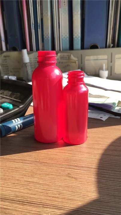30毫升红实色塑料瓶