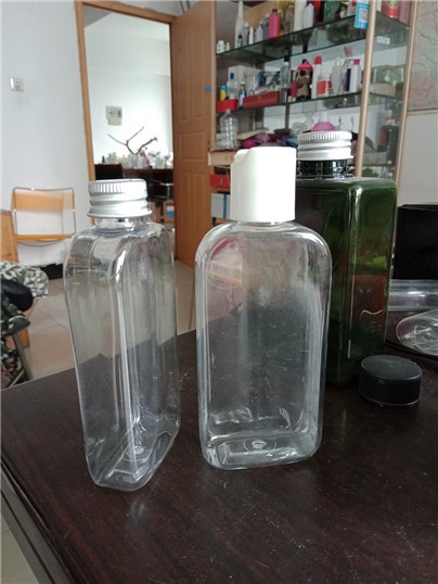 100克扁方鱼饵包装塑料瓶